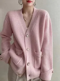 Kvinnors tröjor vinterkoreansk mode elegant solid rosa ytterkläder pärlknapp stickad vneck y2k cardigans vintage varm tröja 231024