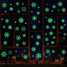 Adesivos de parede luminoso floco de neve adesivos de parede de natal quarto casa decoração decalques brilho no ano escuro janela de vidro papel de parede 231025