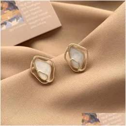 Stud Mode Shell Emaille Ohrstecker für Frauen Trendy Schmuck Ungewöhnliche Asymmetrische Drop Lieferung Dhgarden Otm0I