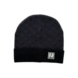 Winter knitted beanie designer cap fashionable bonnet dressy autumn hats for men skull outdoor womens hat cappelli travel skiing fashion wholesale price Warm