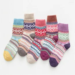 Women Socks 5Pairs/lot Sale Winter Thick Warm Wool Vintage Christmas Snow Geometric Pattern Colorful Gift Meia