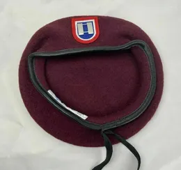 Berets US Army 82nd Airborne Division Wool Purplish Red Beret Officer kapitana rangi insignia hat Recenactment wojskowy