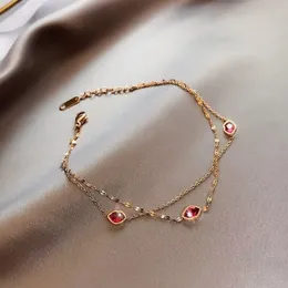 Designer Gold Anklets gioielli con labbra rosse nuovo design con un regalo perfetto per il temperamento e le donne attente allo stile a doppio strato