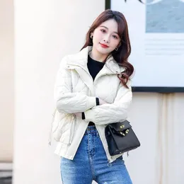女性のトレンチコート冬の女性菱形格子韓国韓国スタンディングコラ軽量コットンコートファッショナブルな気質ショートダウンジャケット