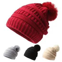 Nuovo Autunno Inverno Femminile Berretti Beanie Skullies Cappelli Poliestere Lavoro A Maglia All'uncinetto Grande Palla di Pelliccia Pom Pom Maglia In Pile All'interno Cappelli