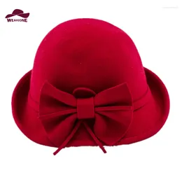 Berets 2023 Winter Fedora Hats Wool Fedoras Womens poczuł się vintage z dużym łukiem Cappello Bombetta Chapeau Feutre