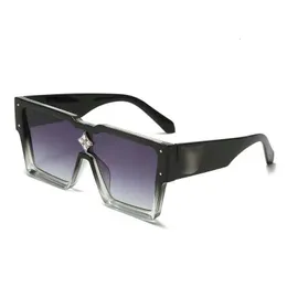 Sombrilla gafas de sol avanzadas 6007 moda femenina gafas de sol combinadas caja de protección solar personalidad nuevas gafas de sol de diamantes