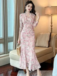 Casual Dresses French Vintage Long Dress Woman Gentle Style Pink Print Flower Mesh Folds Fishtail Robe Party Prom Vestidos Coffee Break