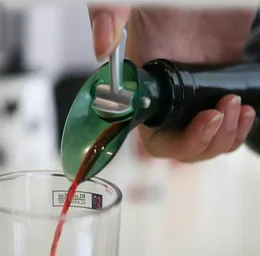 500st White Red Wine Aerator Plug Cap Bottle Pourer Häll med silikontätning Stoppare Trattgrön färg 353Q