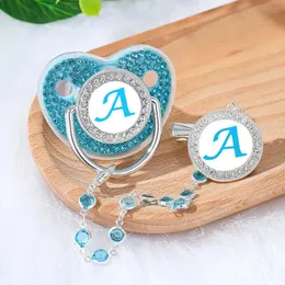 Outro bebê alimentação azul zircon chupeta clipe 26 letras nascido personalizado luxo chupetas titular silicone infantil mordedor mamilo bpa livre 231025