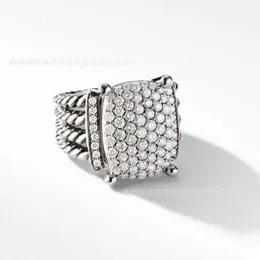 Designer klasyczny biżuteria pierścionka moda urok biżuteria pierścionek Kobiety Dy 925 srebrny grupa srebrna Pierścień cyrkon
