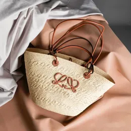 Loewew Bag Straw Woven Designer Bag Beach Bags Raffias Loeweee Luxury Straw Bag Fashion Fashion Womens Shourdle Bag Personality Straw Women Tote 7068