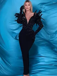 Casual Dresses Women Luxury Sexig långärmad fjäder Pearl Velvet Black Maxi klänningar klänning Elegant Celebrity Evening Party Club