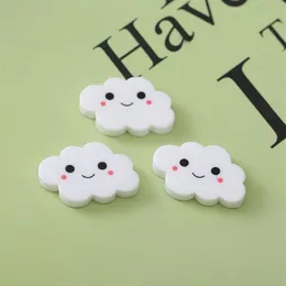 30 Stuks 25 16mm Hars Componenten Kleine Wolk Decoratie Ambachten Kawaii Leuke Plaksteen Cabochon Versieringen Voor Scrapbooking DIY Acc252g