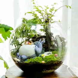 Trädgårdsdekorationer som säljer tjej sitter på Totoro Miniature Fairy Garden levererar Ghibli Figurer Diy Terrarium Dekorativa tillbehör 231025