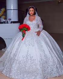 Luxury Plus Size Ball Gown Wedding Dresses Princess V-neck Lace Sequined Long Sleeves Bridal Gowns Arabian Vestido de Noiva