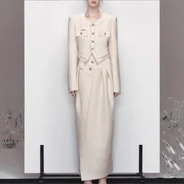 1012 2023 Runway Autumn Brand نفس النمط قطعتين مجموعات طويلة الأكمام قصيرة التنورة السود