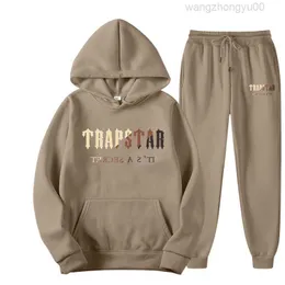 Tuta firmata Trapstar Abbigliamento sportivo stampato di marca 15 colori caldi Set di due pezzi Pantaloni larghi da jogging