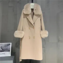 Kvinnors ullblandningar 2023 Kvinnor Big Real Fur Collar Fashion Winter Long Jacket Cashmere Blended Coat Double Breasted Belt Outwear Muffs 231026