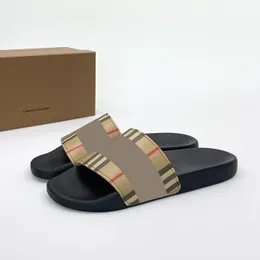 Kappy klasyczne Tartan Printing Sandal Mule Slajd Sudery podróżne czarne vintage płaskie gumowe sandał basenu na plaży