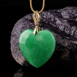 قلادة القلب Jade Heart Stone 925 Silver Natural Fashion Charm Netclaces Green Luxury Jewelry Associory Man Real Jadeite2555