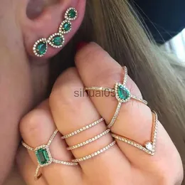Stud Bling AAA Green CZ Stone Long Ear Climber Earring For Women Romantic Wedding Gift Fashion Teardrop Cubic Zirconia Jewelry YQ231026