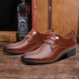 Scarpe eleganti da uomo autunnali comode suola morbida casual antiscivolo piccola pelle moda traspirante galateo del matrimonio formale da passeggio