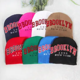 Женская дизайнерская шапка без полей, осенне-зимняя мужская теплая шапка в стиле хип-хоп ярких цветов с буквенным принтом для занятий спортом на открытом воздухе