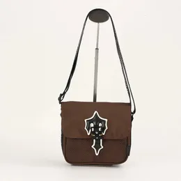 School Bags Sports Retro Niche Trendy Men s Handbag with Geometric Patterns for Couples Versatile One Shoulder Diagonal Cross Bag Casablanca 231026