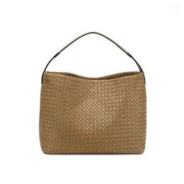 Evening Bags 2023 Autumn And Winter Niche Design High Quality Woven Large Capacity Fashion Hand Bill Shoulder Bag