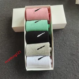 Herrensocken, Sportsocken, Designersocken für Damen, Mode, hohe Qualität, Brief, Großhandel, Calzino, Schwarz, Weiß, Fußball, Basketball, Sport, Tech-Fleece mit Geschenkbox