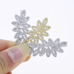 Iced Out Flower Plants Multi Leaf Dangle Stud örhängen asfalterade Full White Cubic Zirconia Fashion Hip Hop Women Lady Christmas Present Jewelry