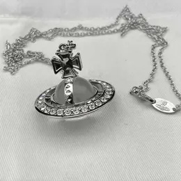 Vivieene Western Viviane Necklace Designer Viviennes Westwoods Earth Planet 3D Advanced Sense Full Diamond Transparent Beads Ins Fashion Magion personalizzato