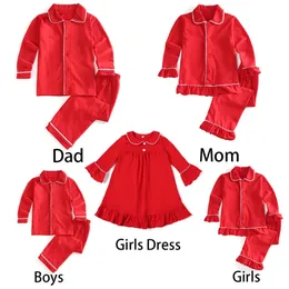 Familjsmatchande kläder Julkläder Set Parent Child Autumn Solid Red Color Satin Imitation Silk Pajamas Mother Kids 2023 231027
