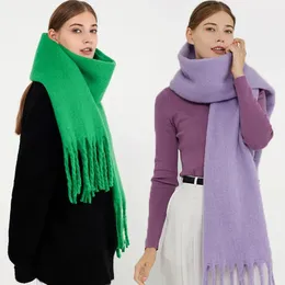 Halsdukar vinter sjal och wrap bandana pashmina tassel kvinnlig foulard tjock filt lyx kashmir ljusa fasta färger kvinnor halsduk 231027