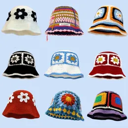 Szerokie brzegowe czapki łyżki jesienne szydełkowe koreańskie ręcznie robione kapelusz kobiety tkające dzianiny y2k moda kwiaty zimowe czapkę basen czapkę 231027