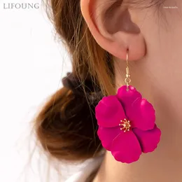 Boucles d'oreilles pendantes en métal fleur en caoutchouc émail goutte pour les femmes mignon bijoux de mode romantique styles à la mode accessoires de vacances 2023490