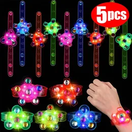 LED Rave Toy 5 1pcs Chidren Luminous Wrist Band Flash LED 회전 자이로 팔찌 어린이 만화 파티 호의 231027