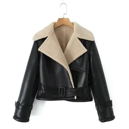 Women s Jackets YENKYE Lambswool Patchwork Faux Leather Short Jacket Women Vintage With Belt Long Sleeve Warm Autumn Winter Coat 231027