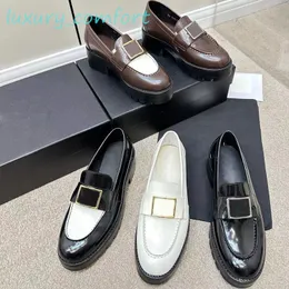 Calfskin metalowe mokasyny projektanty damski mokrajer 100% prawdziwe skórzane buty Oxford Moccasins luksusowe sukienki Buty Platforma rozmiar 35-41 Skórny Sole Penny Botor