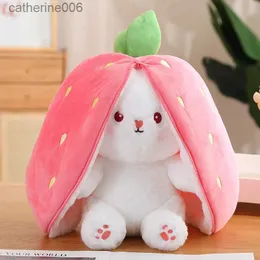 Fyllda plyschdjur 18 cm kreativ rolig docka morot kanin plysch leksak fylld mjuk kanin som gömmer sig i jordgubbspåse leksaker för barn flickor födelsedagsgif