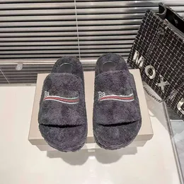 Designer sapatos balencaga plataforma peluda sandália alta chinelos de pelúcia mulheres vestindo letras bordadas chinelos de algodão elevados furry slide jnzzl