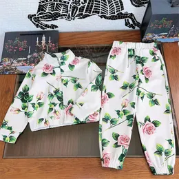 Set floreali per bambine con stampa vintage Set di fiori per stilisti Set di tute in cotone con cerniera abiti sportivi europei di lusso Vestiti per bambine per bambini