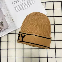 Fashion girls boy letter print knitted hat men and women autumn and winter keep warm ear protection wool hat stripe street outdoor hat sleek minimalist