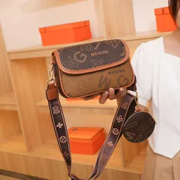 2024 sac imprimé pour les femmes en 2023 nouveau vintage fronde une épaule petit carré tendance polyvalent à large bande crossbody Purses Outlet