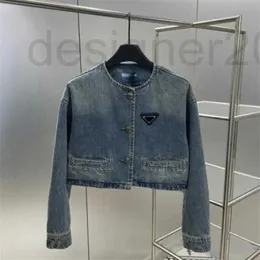 Chaquetas de diseño Triángulo Carta Chaqueta de mezclilla Moda Mujer Cuello redondo Botón Bolsillo Denim Abrigo corto Moda Ropa de abrigo 6TZ8