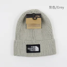 Online celebrity spot new hat wholesale brand tide brand knitted hats for men and women thickened solid color wool hats in autumn and winter.