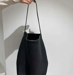 2024 Neue Designer-Tasche The Row Bucket Bag Kleine, große und vielseitige neue Tragetasche mit großer Kapazität, einzelne Schulter, tragbar, echtes Leder, Modetrend