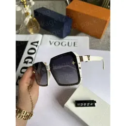 선글라스 디자이너 클래식 스퀘어 브랜드 디자이너 UV400 안경 풀 프레임 태양 안경 3624 남자 여자 패션 야외 미러 파로이드
