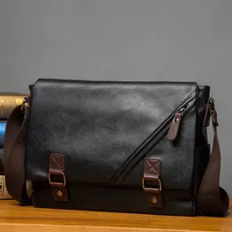 Torby na laptopa 17 -calowa torba męska mężczyźni skórzane vintage dla kobiet projektantów luksusowych torebek walizki 231027